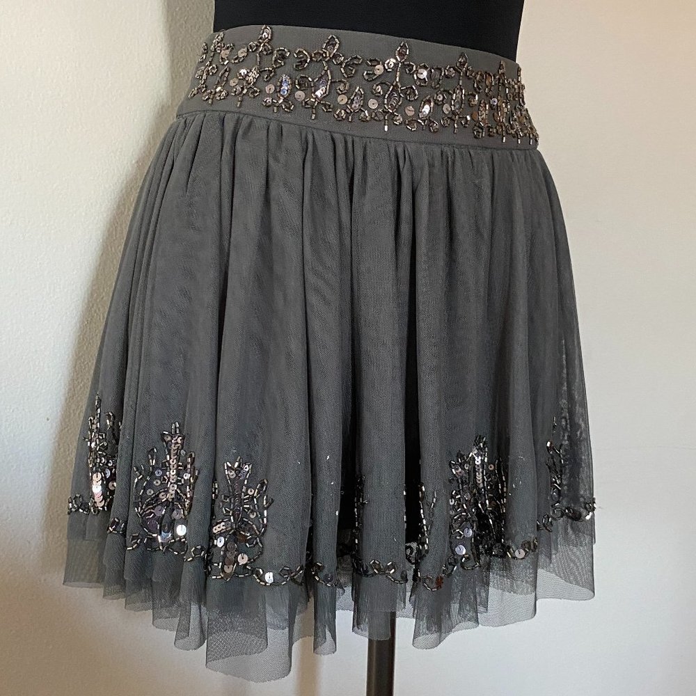 Suite Blanco Gray Skirt - Picture 4 of 12